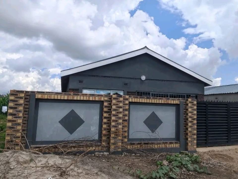 Montrose Gweru family home exterior